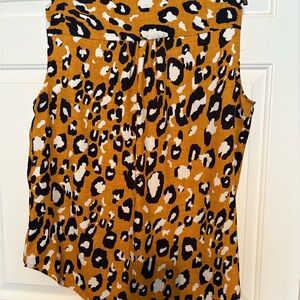 Leopard Print Women's sleeveless blouse